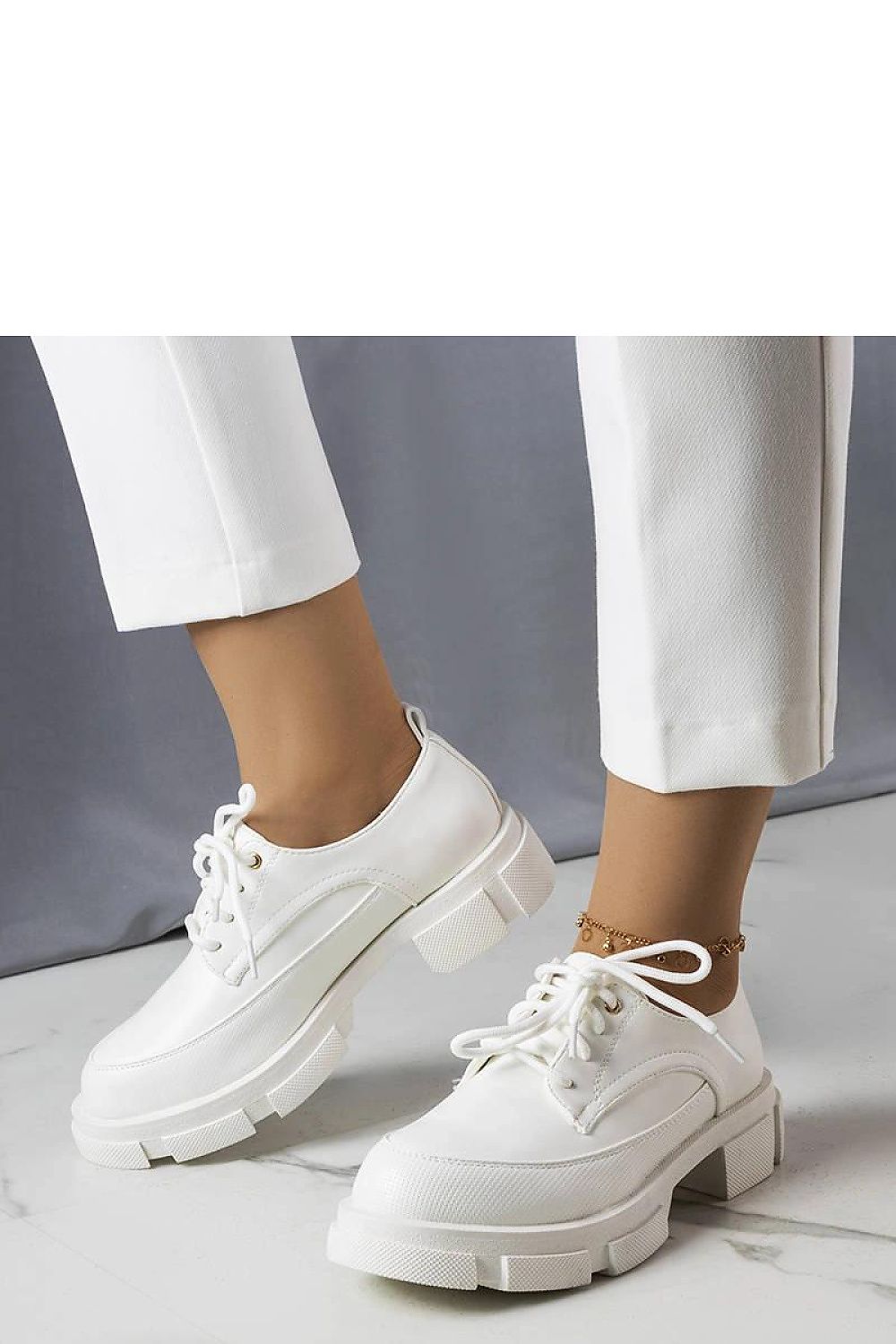 Half shoes model 207089 Solea