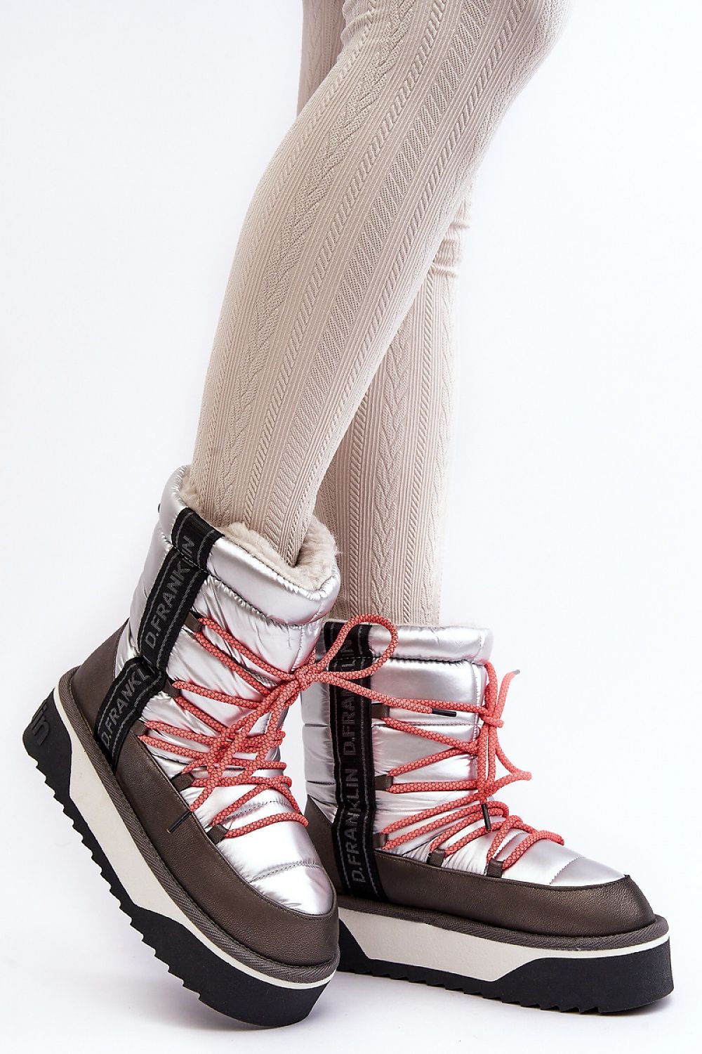  Snow boots model 188638 Step in style 