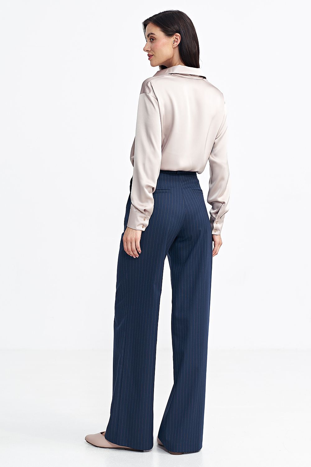  Trousers model 199710 Nife 
