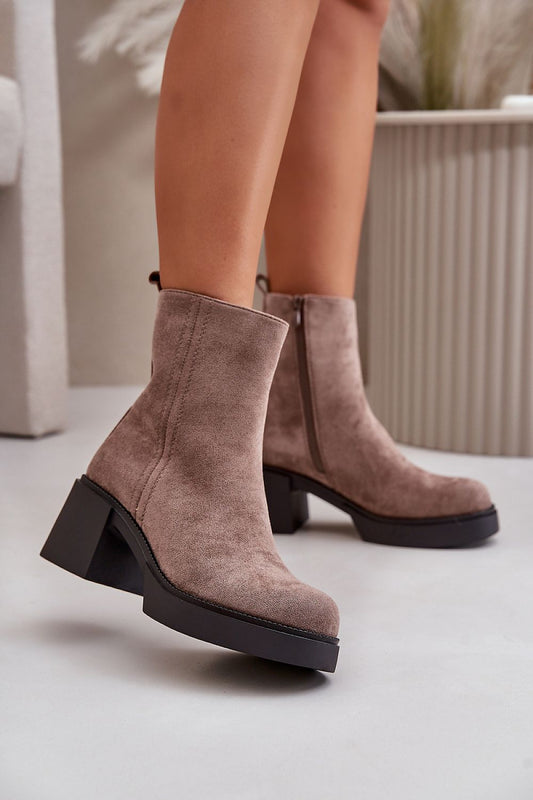  Heel boots model 199842 Step in style 