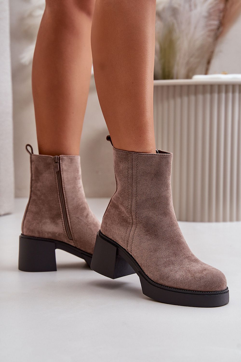  Heel boots model 199842 Step in style 