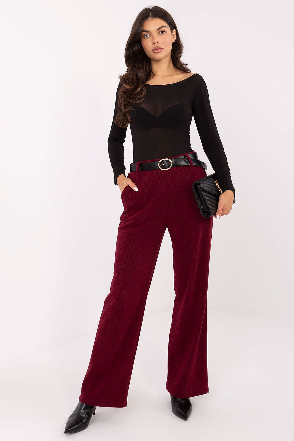  Women trousers model 220750 Italy Moda 
